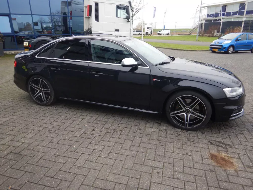 Audi S4 S4 LIMOUSINE Quattro 3.0 TSFI V6 Turbo Pro-Line