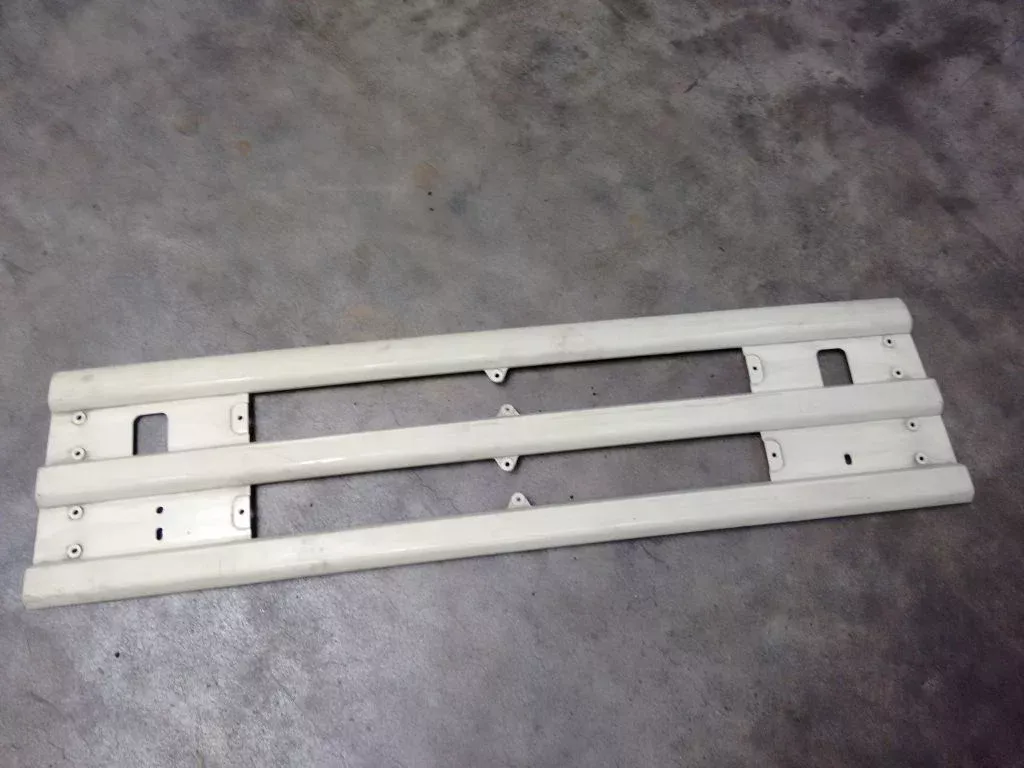 Scania 4-serie Frontplaat