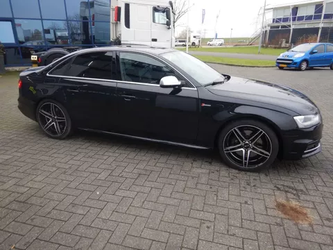 Audi A4 S4 Quattro 3.0 TSFI V6 Turbo Pro-Line